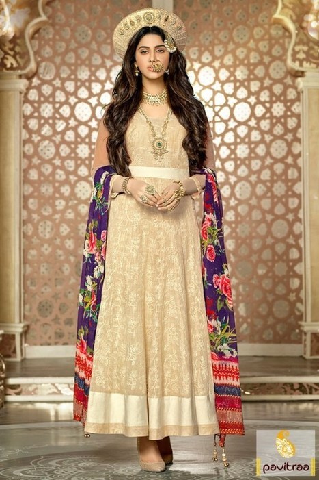 Top 4 Dresses of Deepika Padukodne in Bajirao Mastani | Indian ...