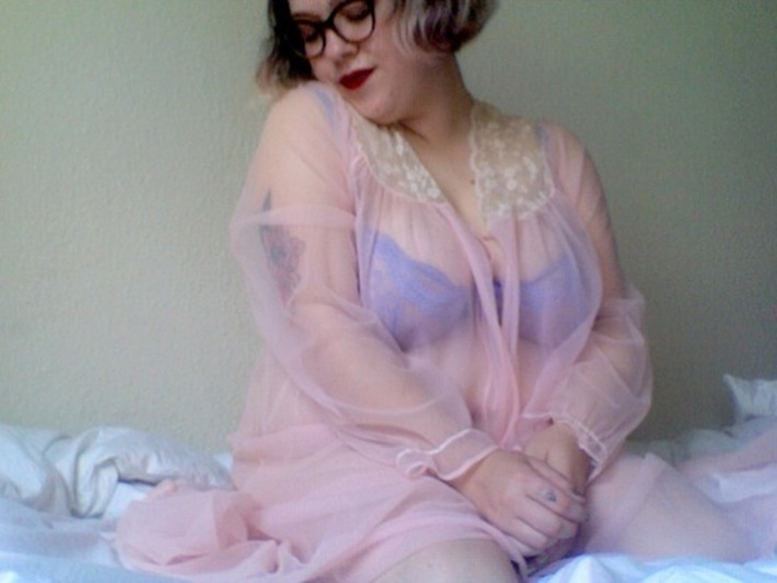 Vintage sheer pastel pink robe | Antiques & Vintage Collectibles | Scoop.it