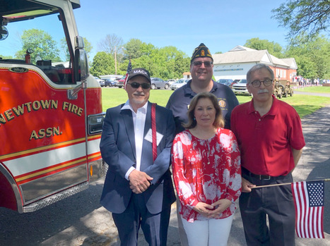 Newtown Residents, Police, EMS Personnel, Firemen, Students, and Politicians Remember & Honor Veterans During Memorial Day Parade | Newtown News of Interest | Scoop.it