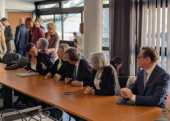 Maisons départementales des personnes handicapées : Charlotte Parmentier-Lecocq entame un "tour de France des solutions" | Politiques publiques et société | Scoop.it