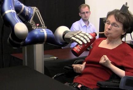 People with paralysis control robotic arms using brain-computer interface | qrcodes et R.A. | Scoop.it