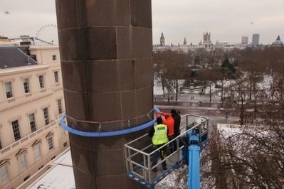 ArtMan: Art is lighting up London, and you need not set foot in a gallery - London Loves Business | Lighting in art | Scoop.it