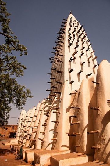 The Bobo-Dioulasso Mud Mosque, Burkina Faso | Actions Panafricaines | Scoop.it