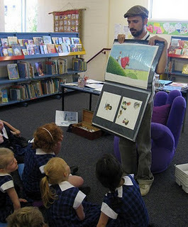 The Book Chook: Telling Stories with Words and Pictures - Guest Post | Visual Literacy | Scoop.it