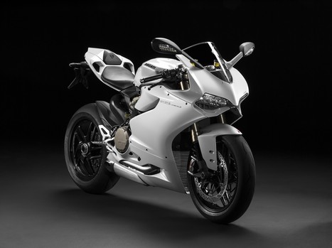 Ducati issues Panigale recall over horn, headlight, turn signal failures | Ductalk: What's Up In The World Of Ducati | Scoop.it