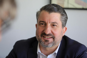 Municipales 2026 &agrave; Mont-de-Marsan&nbsp;: Julien Dubois apporte son soutien &agrave; Charles Dayot | Landes - Conseils municipaux & communautaires | Scoop.it