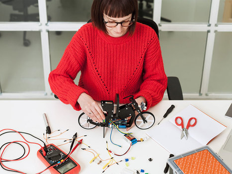 Arduino Blog » Arduino goes to college with the new Arduino Engineering Kit! | #Coding #Maker #MakerED #MakerSpaces #LEARNingByDoing | 21st Century Learning and Teaching | Scoop.it