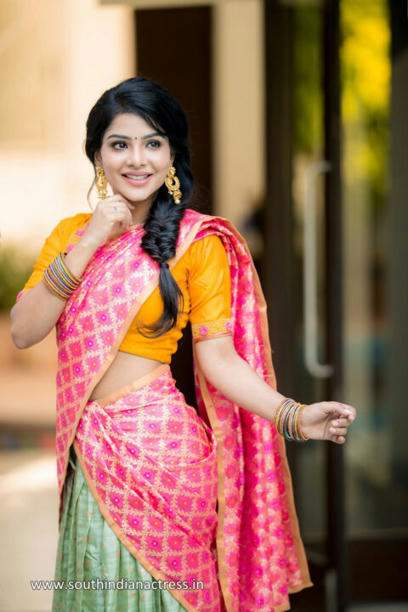 Half Saree In South Indian Actress Scoop It