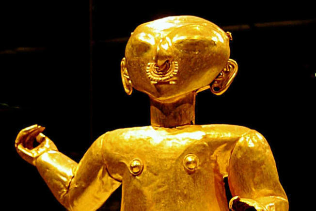 The Story Behind the 2,000-Year-Old Gold Statue...