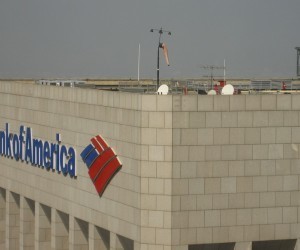 Never leave the house again: Bank of America now lets you deposit checks using its mobile apps | There's Definitely an App for That. | Scoop.it