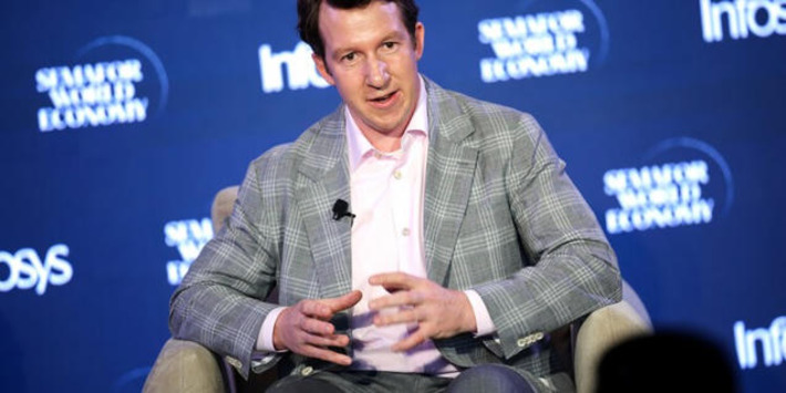 The billionaire Anthropic cofounder who majored in literature says knowing how to ask the right questions beats knowing how to code | Family Office & Billionaire Report - Empowering Family Dynasties | Scoop.it