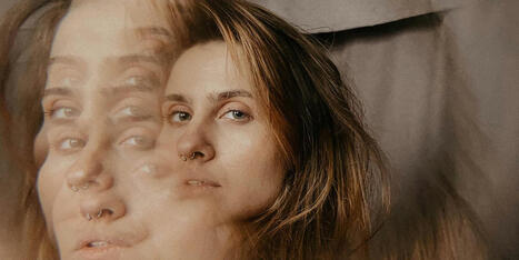 Aging Out of Fucks: The Neuroscience of Why You Suddenly Can’t Pretend Anymore | Voices in the Feminine - Digital Delights | Scoop.it