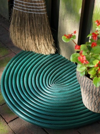 Garden hose door mat | Upcycled Garden Style | Scoop.it