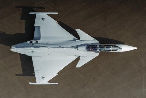 Saab rolls out first Gripen F two-seat fighter jet | DEFENSE NEWS | Scoop.it