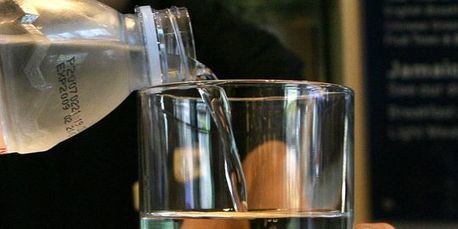 "La forte demande d'eau en bouteille peut entraîner sa contamination" | Toxique, soyons vigilant ! | Scoop.it