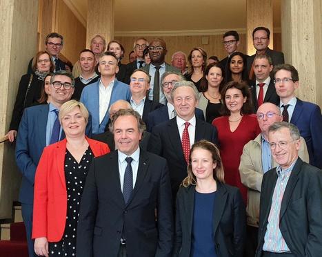 Développement de l'emploi et des compétences : Les acteurs de l’industrie automobile se mobilisent et signent un accord structurant avec l’Etat.  | plasturgie-composites | Scoop.it