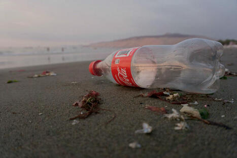 Coca-Cola pourrait produire 4,1 millions de tonnes de plastique par an d’ici 2030 | RSE et Développement Durable | Scoop.it