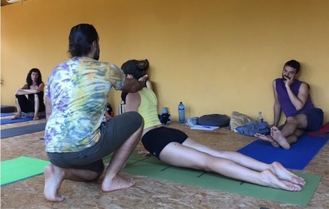 Ponga una práctica de Yoga Dinámico en su vida | Help and Support everybody around the world | Scoop.it