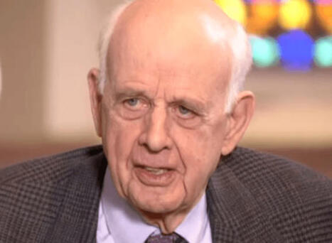 Wendell Berry: "Stay Away From Anything That Obscures the Place It is In" | by Robert Jensen | CounterPunch.org | @The Convergence of ICT, the Environment, Climate Change, EV and HEV Transportation & Distributed Renewable Energy | Scoop.it