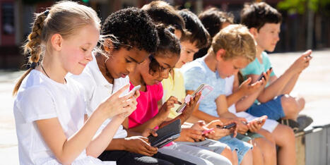 Screens in Schools: What the New Screen-Time Debate Means for Educators | Educational Technology News | Scoop.it