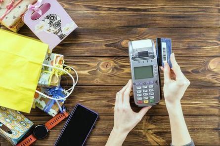 Consumers caught up in 'mindless swiping culture' | IOL Personal Finance | consumer psychology | Scoop.it