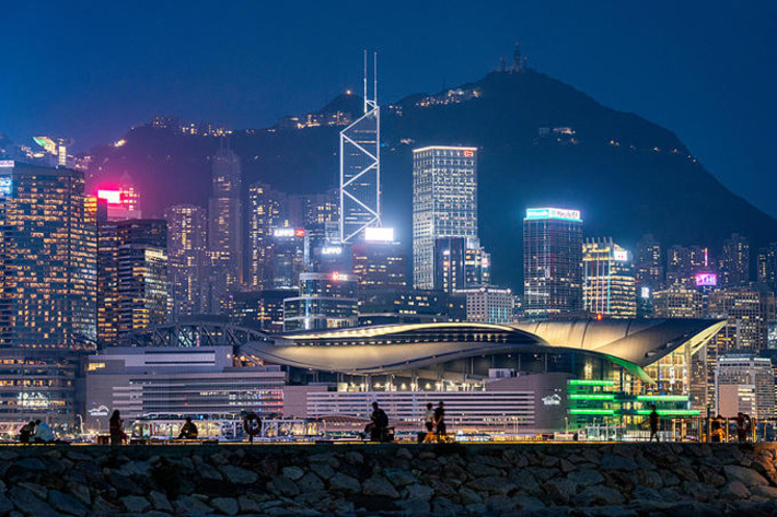 Hong Kong: the world&rsquo;s largest cross-border wealth management hub. | Family Office & Billionaire Report - Empowering Family Dynasties | Scoop.it