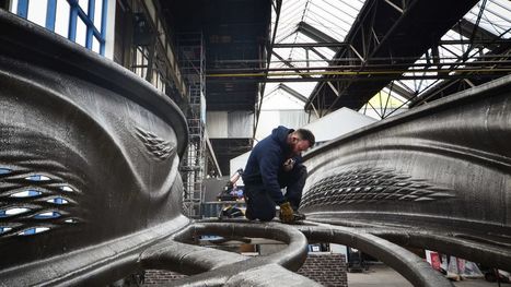 The First 3D-Printed Steel Bridge Looks Like It Broke Off an Alien Mothership | #Innovation #3DPrinting  | 21st Century Innovative Technologies and Developments as also discoveries, curiosity ( insolite)... | Scoop.it