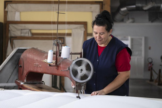 Dax. La manufacture Castex, sp&eacute;cialiste des couettes et oreillers en duvet et plumes depuis plus de 150&nbsp;ans, ouvre grand ses portes pour faire d&eacute;couvrir son savoir-faire | Landes - Conseils municipaux & communautaires | Scoop.it