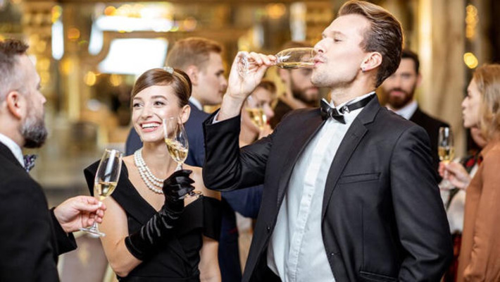 How Rich People Live Like Kings Using Other People's Money | Family Office & Billionaire Report - Empowering Family Dynasties | Scoop.it