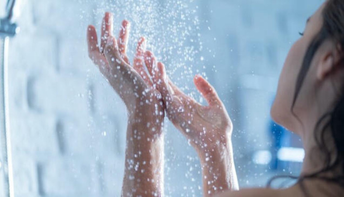 Les clients de l’hôtel Molitor plébiscitent la douche Lunishower | Tourisme durable | Scoop.it