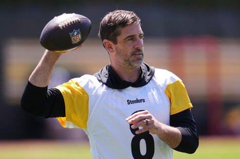 Aaron Rodgers Blasts &lsquo;Coward&rsquo; Fauci After Hearing Over Diary | H&eacute;sitations Vaccinales: Observatoire HESIVAXs | Scoop.it