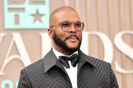 Derek Dixon Files Sexual Misconduct Lawsuit Against Tyler Perry - HOT97.com | Operation Oya | Scoop.it