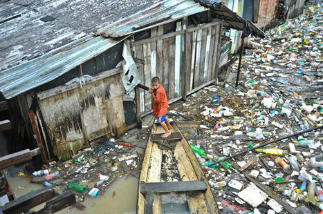 First review of Amazon plastic pollution finds widespread contamination | RAINFOREST EXPLORER | Scoop.it