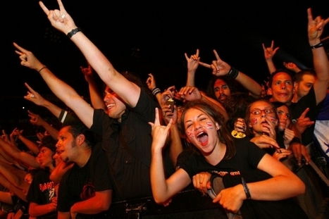 Collective Motion of Moshers at Heavy Metal Concerts | Science News | Scoop.it