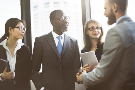 Seven Small Things People Use To Decide If They Like You | CLOVER ENTERPRISES ''THE ENTERTAINMENT OF CHOICE'' | Scoop.it