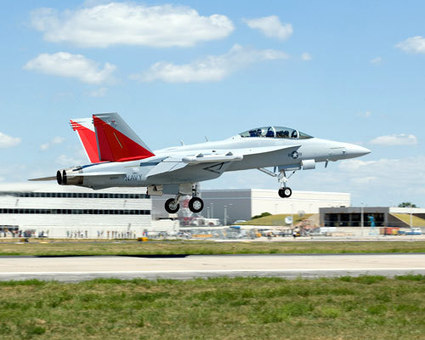 Le programme du brouilleur de nouvelle génération de l'US Navy embarqué sur l'aéonef EA-18G termine sa phase de maturation technologique | DEFENSE NEWS | Scoop.it