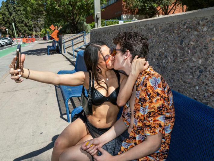 Are Young People Having Enough Sex? | The Health Report | Scoop.it