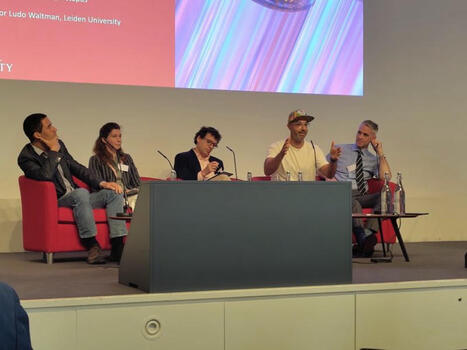 I am feeling cynical this morning about The Royal Society's Future of Scientific Publishing conference and I am certainly not alone. | Matt Hodgkinson | Notebook or My Personal Learning Network | Scoop.it
