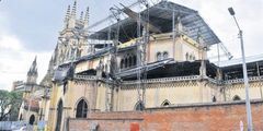 El cura inexperto que se atrevió a restaurar la iglesia de Lourdes - eltiempo.com | Religiones. Una visión crítica | Scoop.it