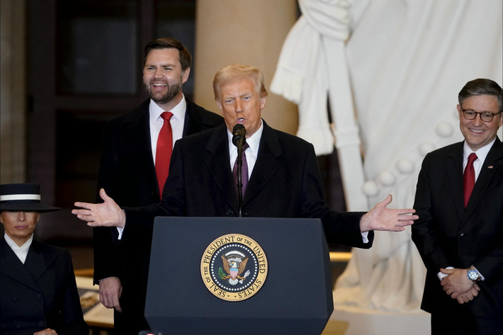 German Translator Caught on Hot Mic Complaining About Trump Inauguration Speech: How Much Longer 'With This S–t?' | Quezil - News on Language & Technology | Scoop.it