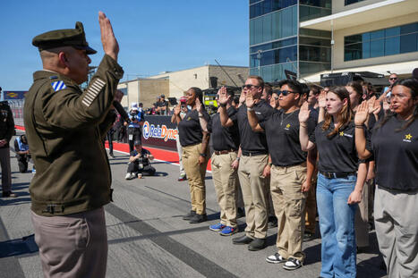 L'US Army accepte d&eacute;sormais des candidats &acirc;g&eacute;s de 42 ans (34 auparavant) | DEFENSE NEWS | Scoop.it