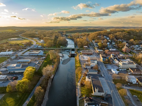 Erie Canal, New York: Where to Stay, Eat and Play | Industry 411 - Waste Management | Scoop.it
