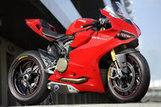 Italians Dressed for Track and City | New York Times | Ductalk: What's Up In The World Of Ducati | Scoop.it