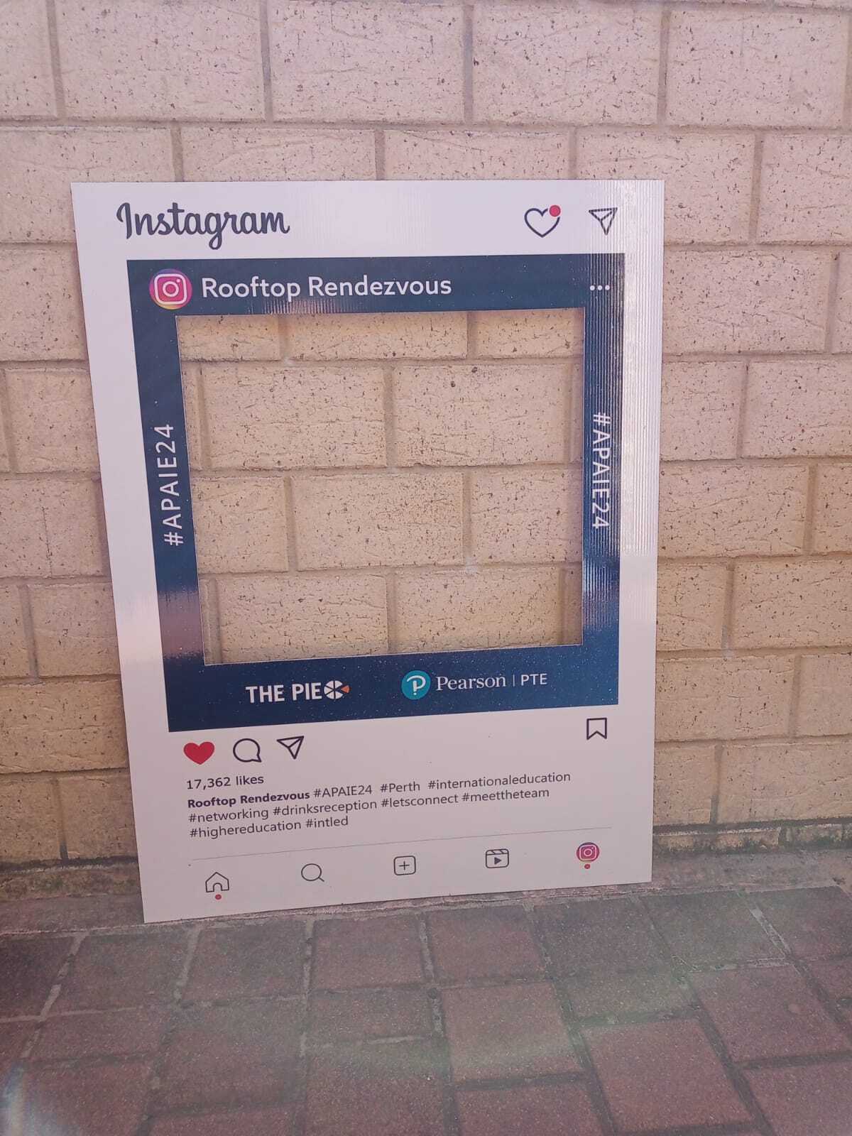 Instagram Style Selfie Frames/Photo Booths! | C...