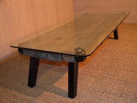 Table Basse En Bois, Métal Et Verre / Metal, Glass & Wood Coffee Table | 1001 Recycling Ideas ! | Scoop.it