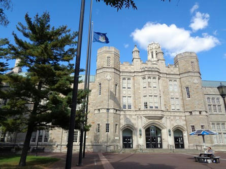 Hispanic Serving Institutions Help Get Students Over Finish Line / Public News Service | Benefits of Bilingualism | Scoop.it