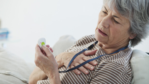 Téléassistance en danger : la fin de la 2G/3G pourrait couper l’appel au secours | Aidants | Scoop.it