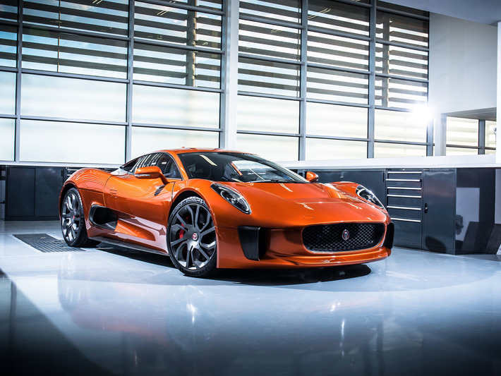 Check out the $1 million Jaguar villain car from James Bond's 'Spectre' | The UHNW Lifestyle Report | Scoop.it