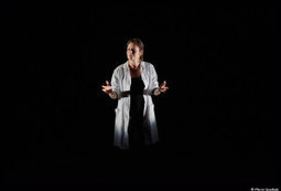 Mon cœur, un brûlot choc féministe et sanitaire | Revue de presse théâtre | Scoop.it