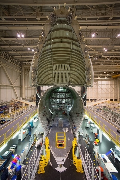 VIDEO - Dans les soutes du futur méga avion-cargo d'Airbus, le Beluga XL, bientôt prêt à s'envoler | AERONAUTIQUE NEWS - AEROSPACE POINTOFVIEW - AVIONS - AIRCRAFT | Scoop.it